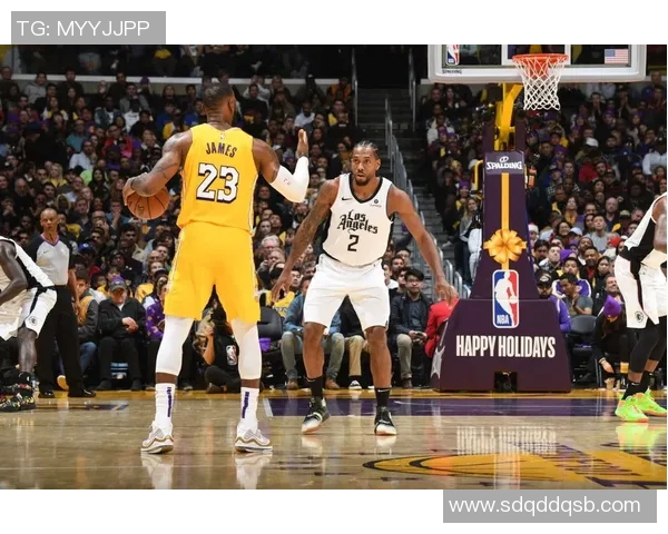 快船擒76人，稳坐西部榜首位置